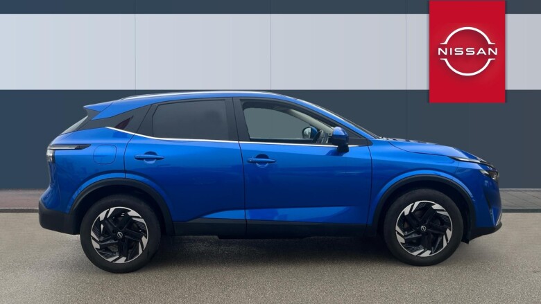 Nissan Qashqai 1.3 DiG-T MH N-Connecta 5dr Petrol Hatchback